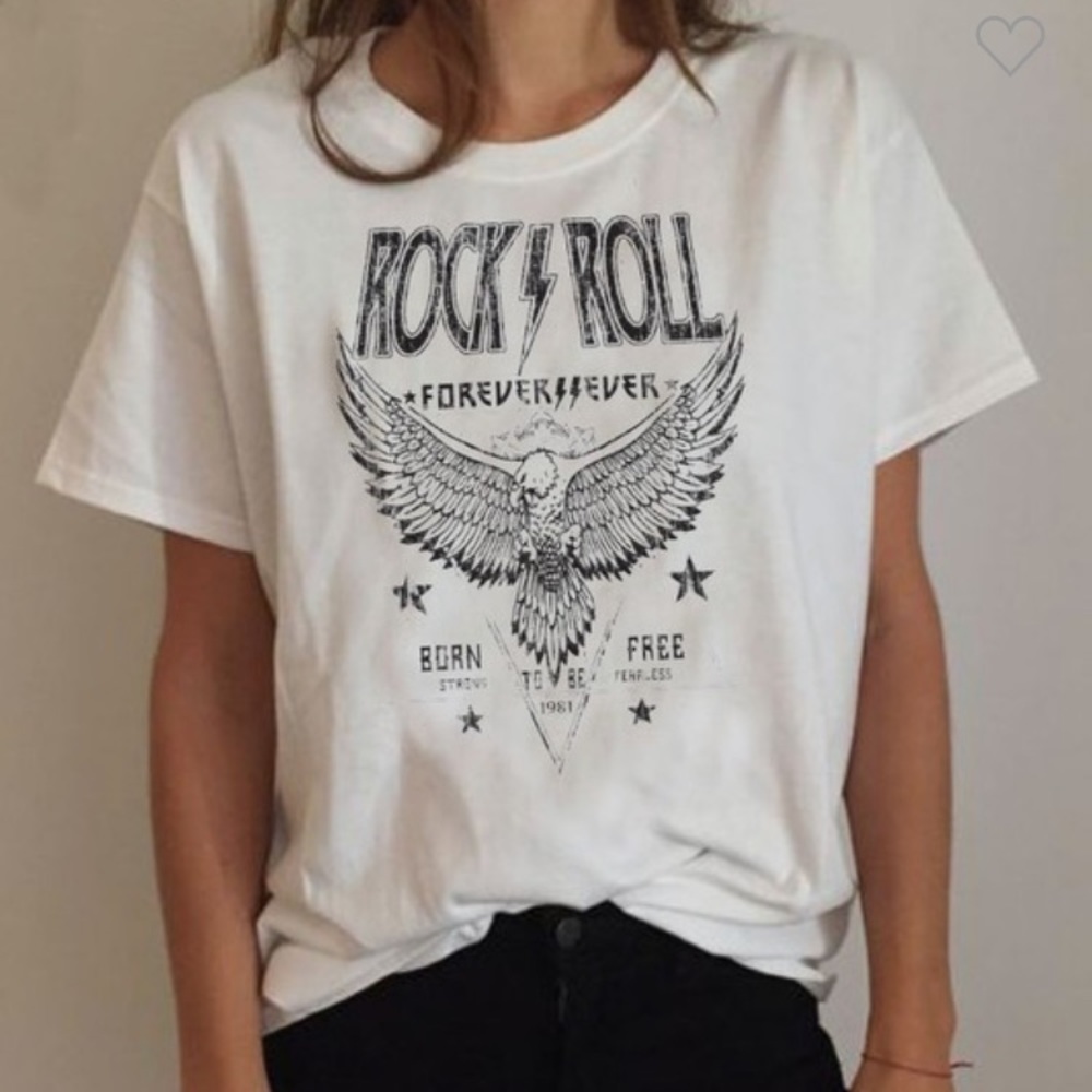 White Short Sleeve Graphic T-Shirt Relaxed Fit, women’s small washed never worn
